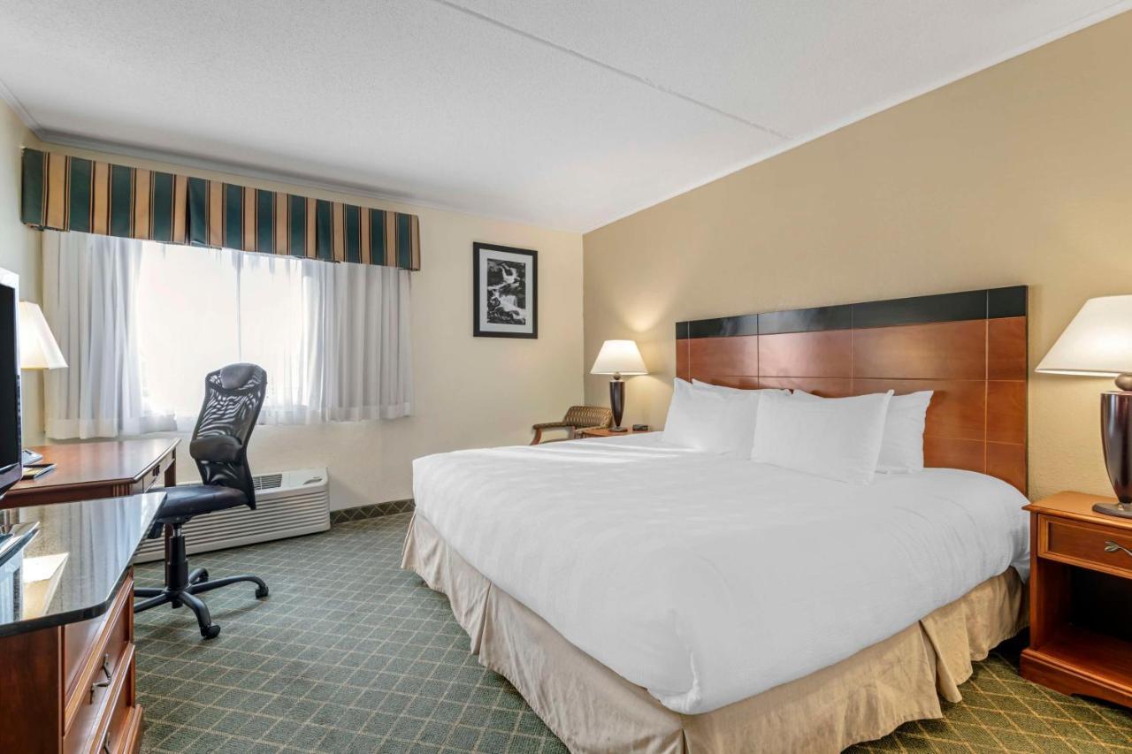 Best Western Plus Augusta Civic Center Inn Экстерьер фото